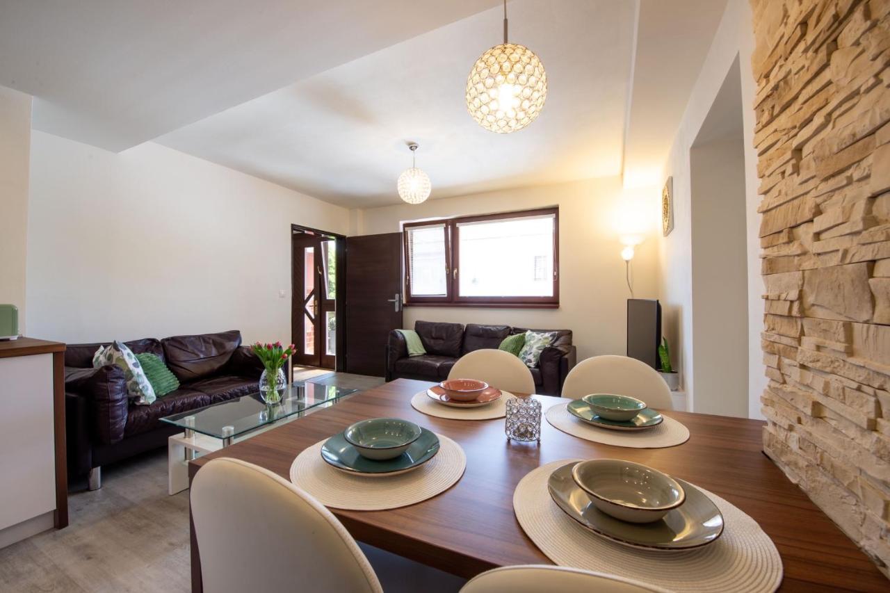 Apartman Mandala Banska Bystrica Ngoại thất bức ảnh
